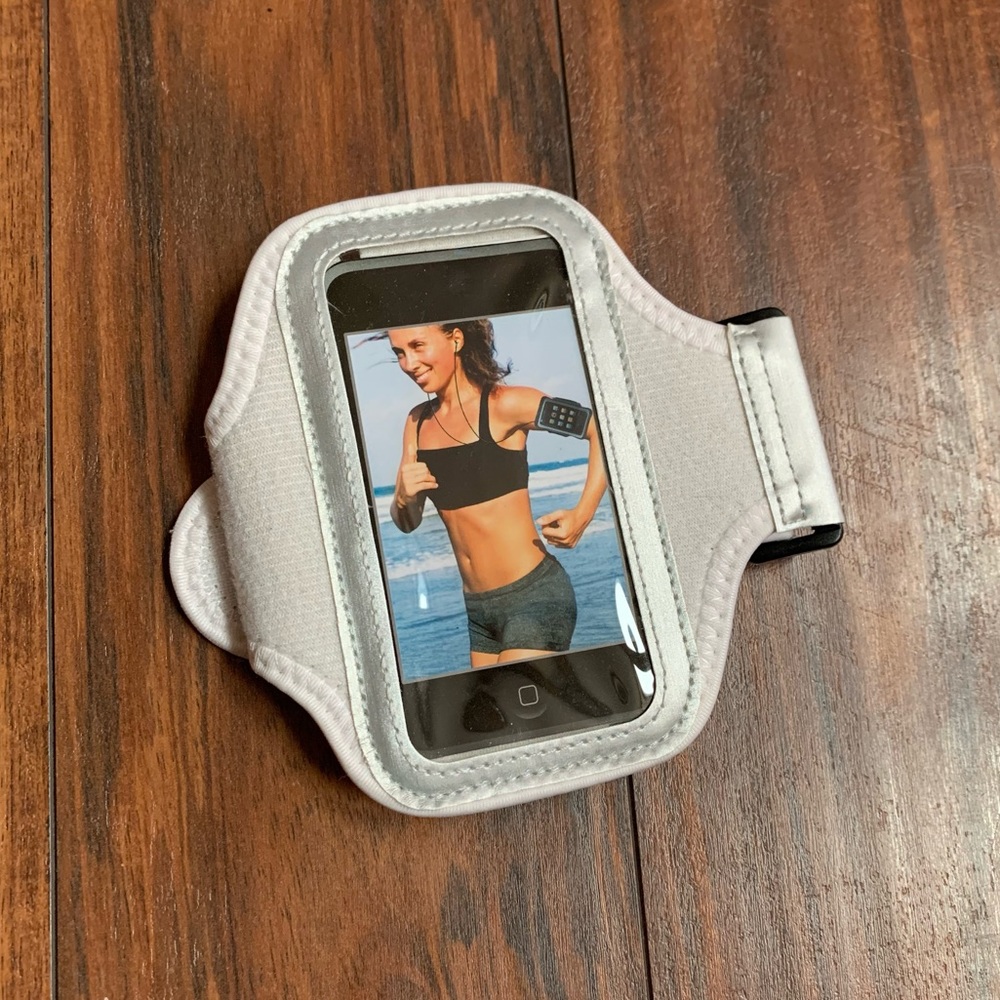 Cell phone ipod workout Arm band
